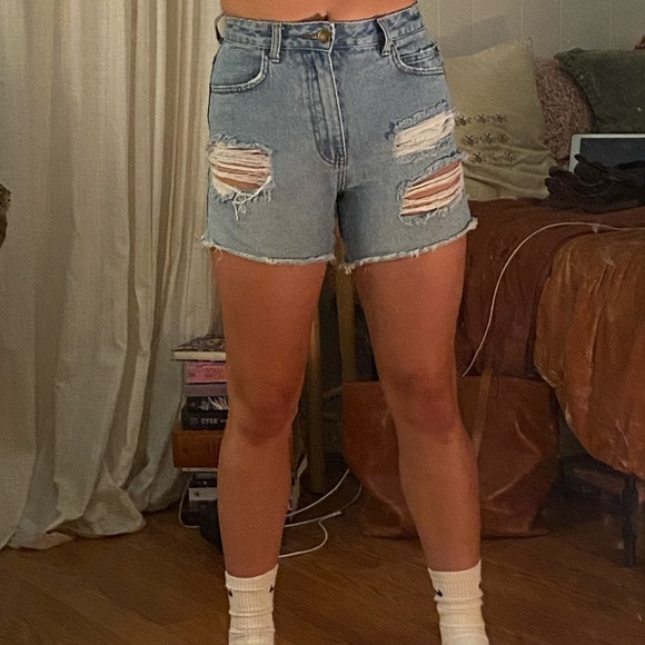 BILLABONG SHORTS - Picture 3 of 6